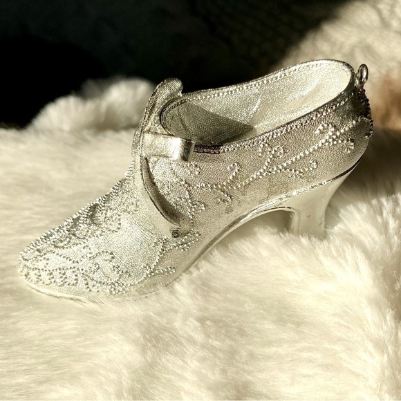 VICTORIAN Style Silver Tone Shoe Ornaments Set of 6 - Picture 2 of 16
